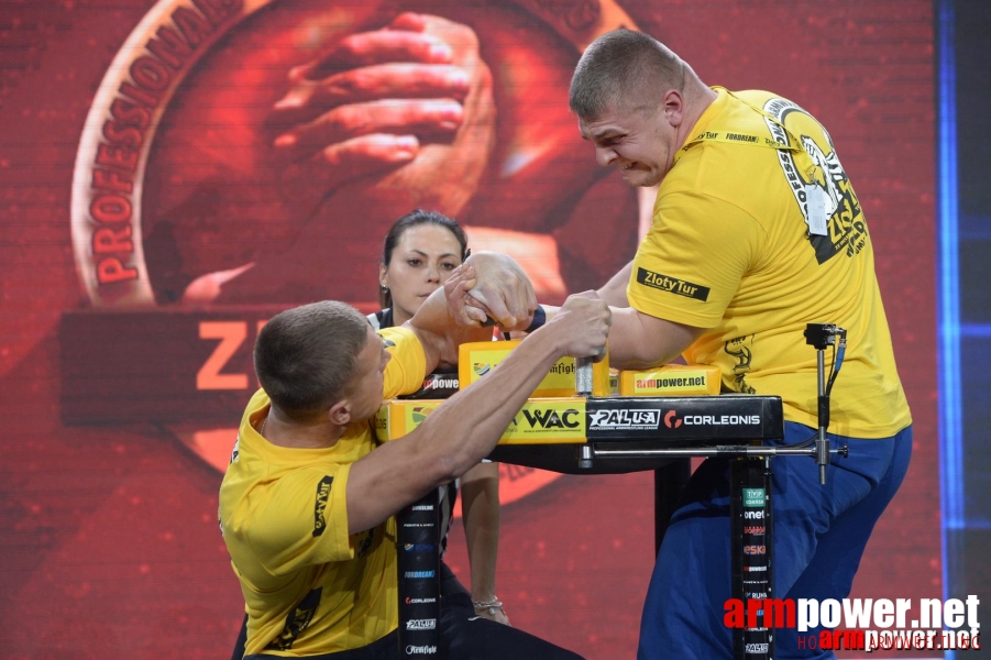 Zloty Tur 2015 by Mark Kazus - Left Hand # Siłowanie na ręce # Armwrestling # Armpower.net