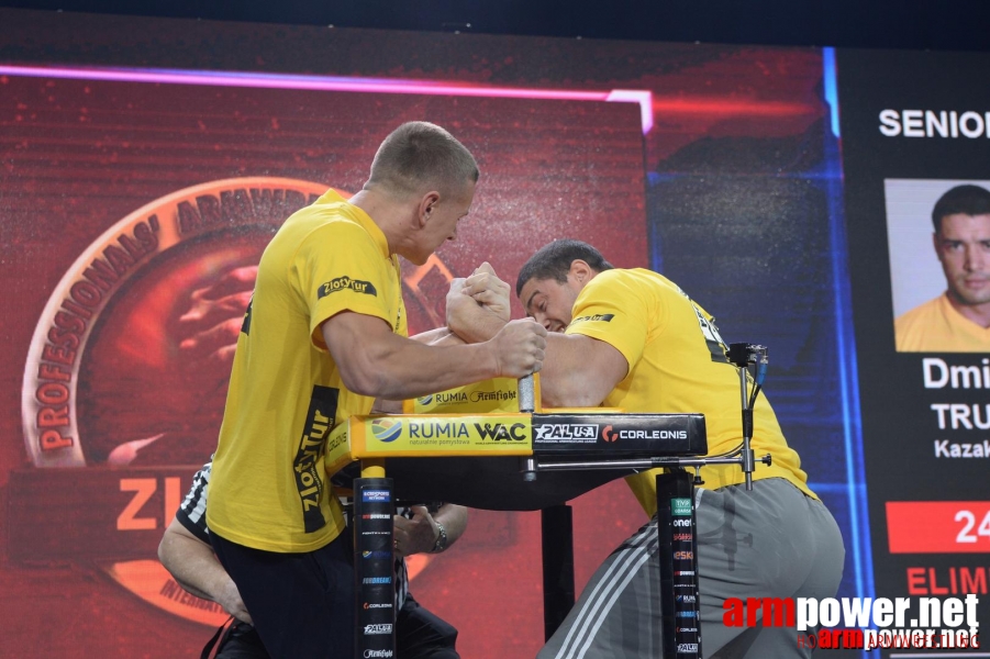 Zloty Tur 2015 by Mark Kazus - Left Hand # Siłowanie na ręce # Armwrestling # Armpower.net