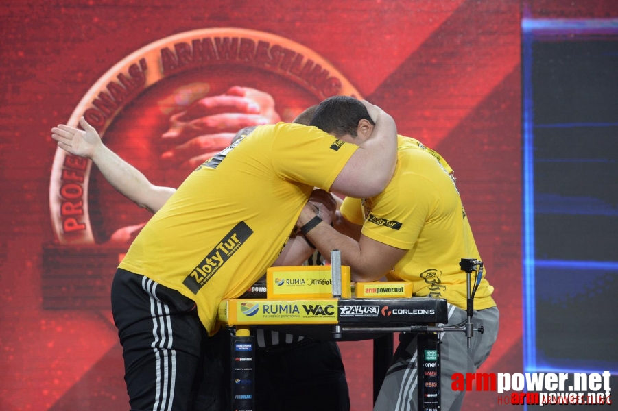 Zloty Tur 2015 by Mark Kazus - Left Hand # Siłowanie na ręce # Armwrestling # Armpower.net