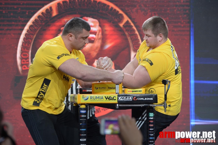 Zloty Tur 2015 by Mark Kazus - Left Hand # Siłowanie na ręce # Armwrestling # Armpower.net