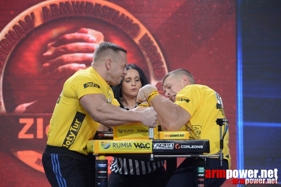 Zloty Tur 2015 by Mark Kazus - Left Hand # Siłowanie na ręce # Armwrestling # Armpower.net