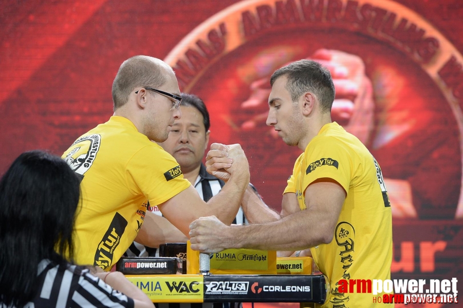 Zloty Tur 2015 by Mark Kazus - Right Hand # Armwrestling # Armpower.net