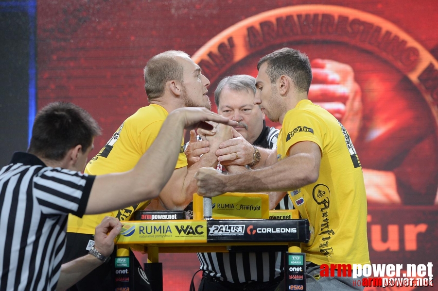 Zloty Tur 2015 by Mark Kazus - Right Hand # Armwrestling # Armpower.net