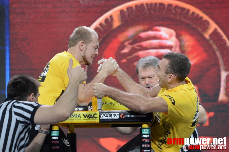 Zloty Tur 2015 by Mark Kazus - Right Hand # Armwrestling # Armpower.net