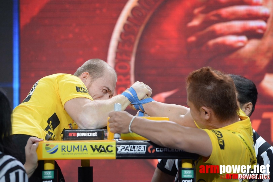 Zloty Tur 2015 by Mark Kazus - Right Hand # Armwrestling # Armpower.net