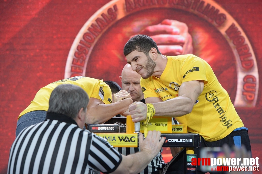 Zloty Tur 2015 by Mark Kazus - Right Hand # Armwrestling # Armpower.net