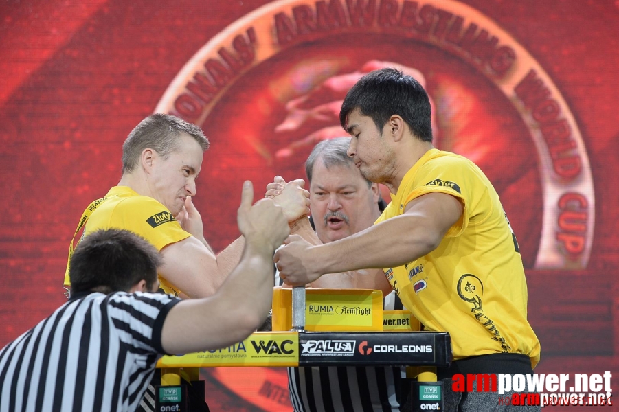 Zloty Tur 2015 by Mark Kazus - Right Hand # Siłowanie na ręce # Armwrestling # Armpower.net