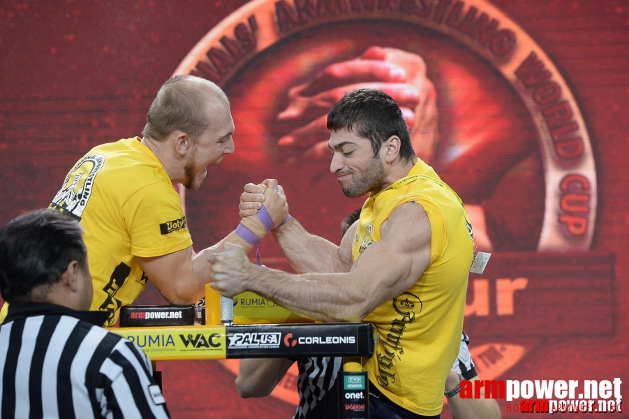 Zloty Tur 2015 by Mark Kazus - Right Hand # Armwrestling # Armpower.net