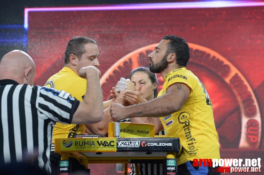 Zloty Tur 2015 by Mark Kazus - Right Hand # Siłowanie na ręce # Armwrestling # Armpower.net