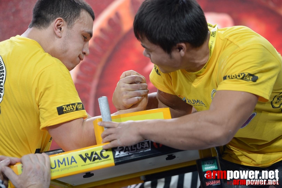 Zloty Tur 2015 by Mark Kazus - Right Hand # Armwrestling # Armpower.net