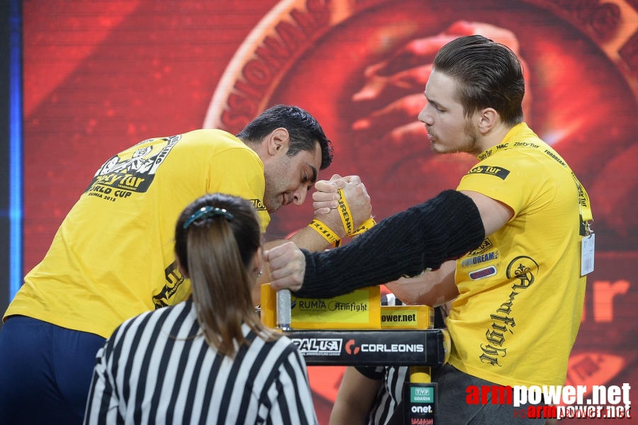 Zloty Tur 2015 by Mark Kazus - Right Hand # Siłowanie na ręce # Armwrestling # Armpower.net