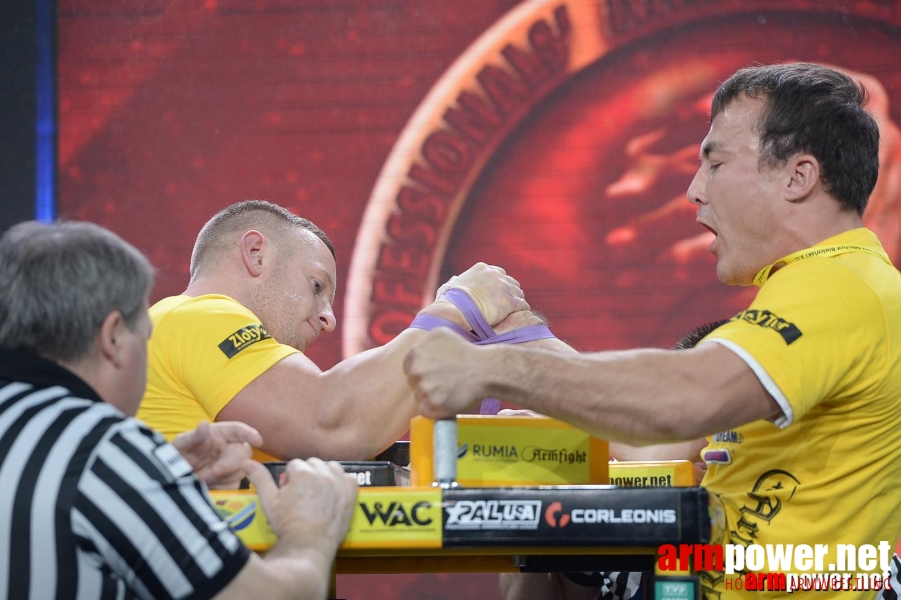 Zloty Tur 2015 by Mark Kazus - Right Hand # Siłowanie na ręce # Armwrestling # Armpower.net