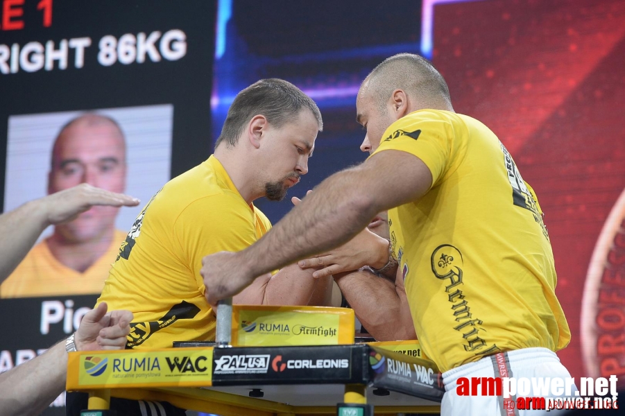 Zloty Tur 2015 by Mark Kazus - Right Hand # Siłowanie na ręce # Armwrestling # Armpower.net