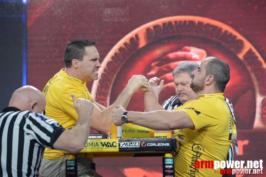 Zloty Tur 2015 by Mark Kazus - Right Hand # Siłowanie na ręce # Armwrestling # Armpower.net