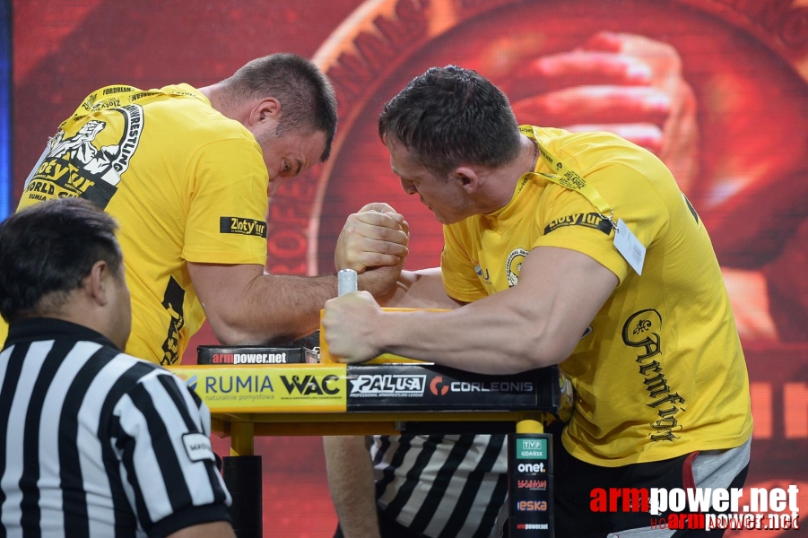 Zloty Tur 2015 by Mark Kazus - Right Hand # Siłowanie na ręce # Armwrestling # Armpower.net