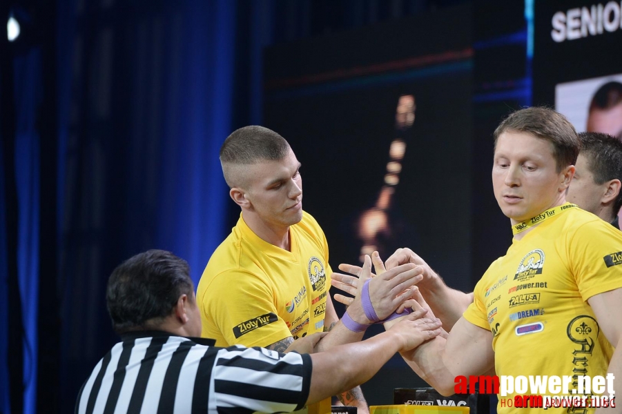 Zloty Tur 2015 by Mark Kazus - Right Hand # Siłowanie na ręce # Armwrestling # Armpower.net