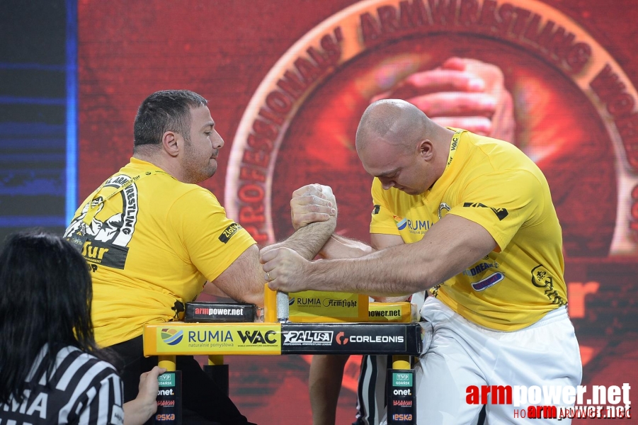 Zloty Tur 2015 by Mark Kazus - Right Hand # Siłowanie na ręce # Armwrestling # Armpower.net