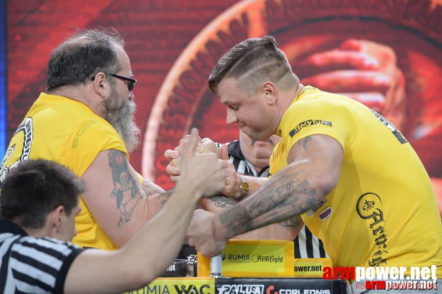 Zloty Tur 2015 by Mark Kazus - Right Hand # Siłowanie na ręce # Armwrestling # Armpower.net