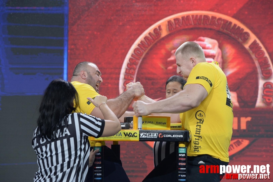 Zloty Tur 2015 by Mark Kazus - Right Hand # Siłowanie na ręce # Armwrestling # Armpower.net