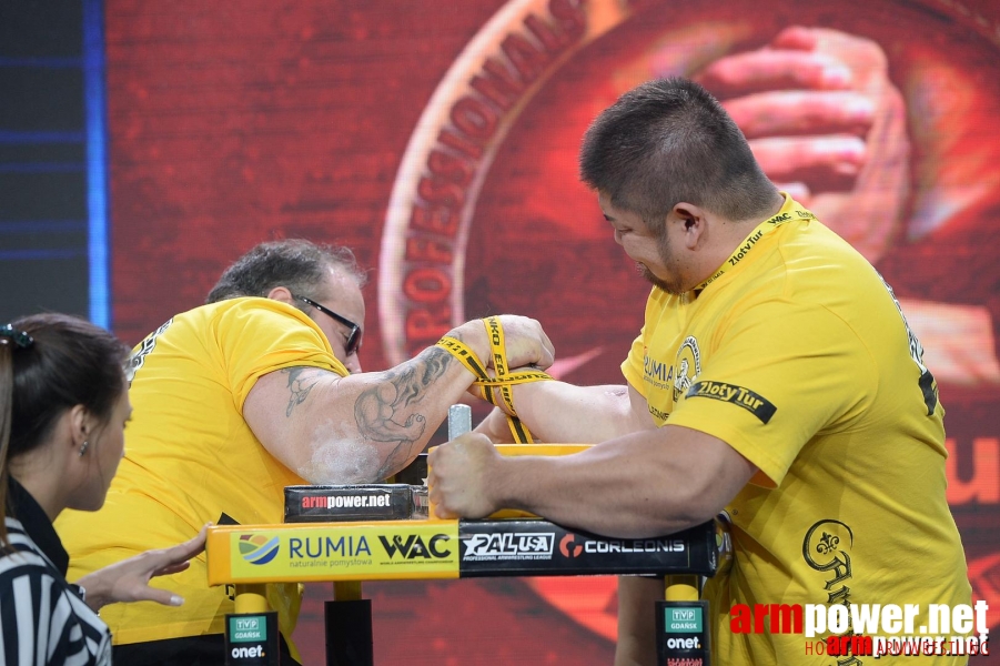 Zloty Tur 2015 by Mark Kazus - Right Hand # Siłowanie na ręce # Armwrestling # Armpower.net