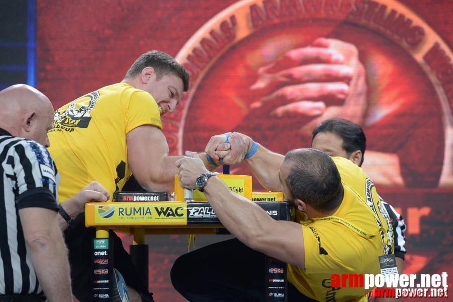 Zloty Tur 2015 by Mark Kazus - Right Hand # Armwrestling # Armpower.net