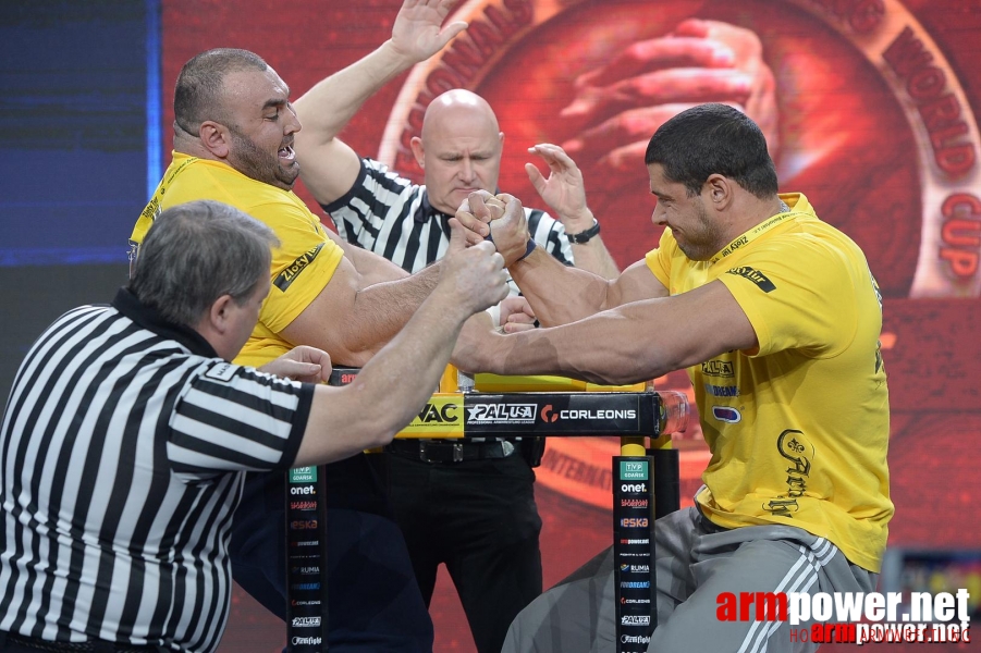 Zloty Tur 2015 by Mark Kazus - Right Hand # Siłowanie na ręce # Armwrestling # Armpower.net