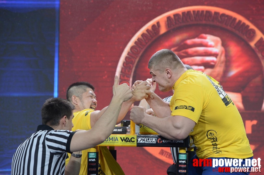 Zloty Tur 2015 by Mark Kazus - Right Hand # Siłowanie na ręce # Armwrestling # Armpower.net