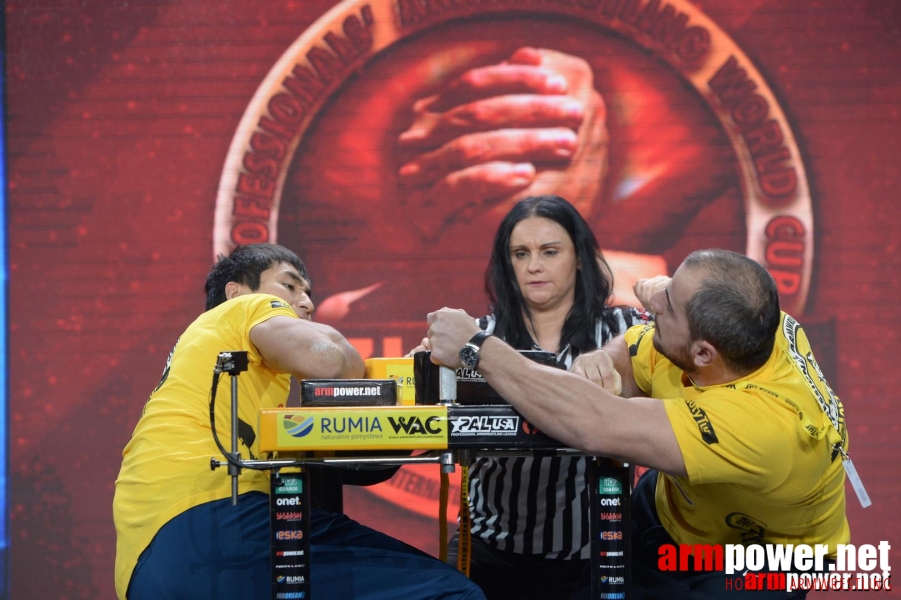 Zloty Tur 2015 by Mark Kazus - Right Hand # Siłowanie na ręce # Armwrestling # Armpower.net