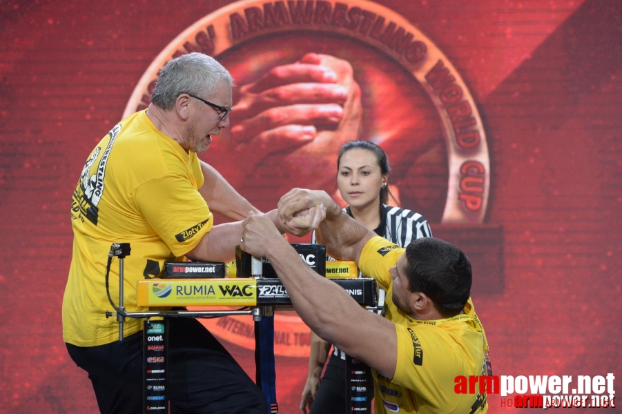 Zloty Tur 2015 by Mark Kazus - Right Hand # Siłowanie na ręce # Armwrestling # Armpower.net