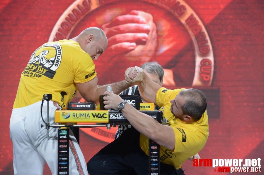 Zloty Tur 2015 by Mark Kazus - Right Hand # Siłowanie na ręce # Armwrestling # Armpower.net