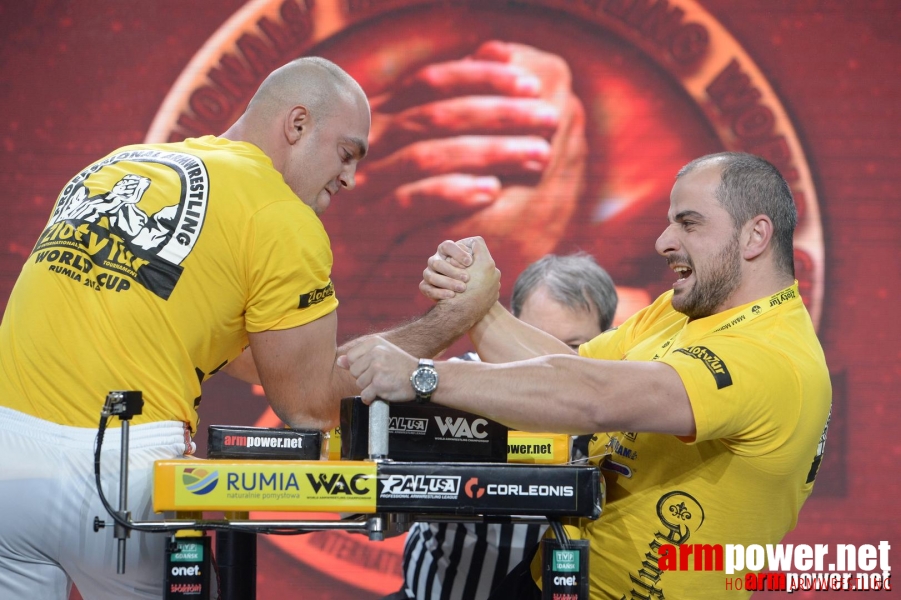 Zloty Tur 2015 by Mark Kazus - Right Hand # Siłowanie na ręce # Armwrestling # Armpower.net