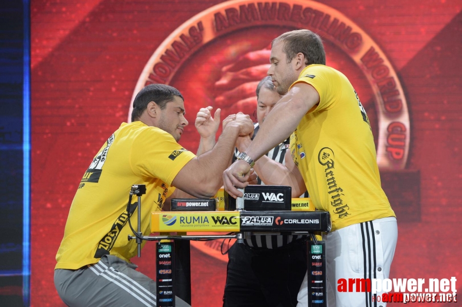 Zloty Tur 2015 by Mark Kazus - Right Hand # Siłowanie na ręce # Armwrestling # Armpower.net