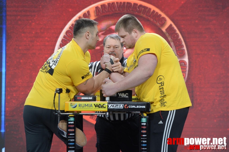 Zloty Tur 2015 by Mark Kazus - Right Hand # Siłowanie na ręce # Armwrestling # Armpower.net