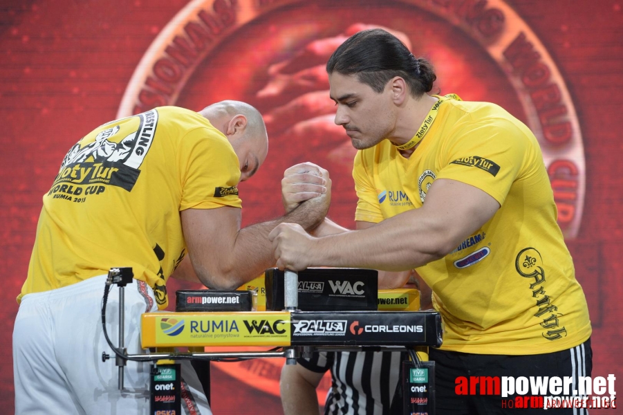 Zloty Tur 2015 by Mark Kazus - Right Hand # Siłowanie na ręce # Armwrestling # Armpower.net