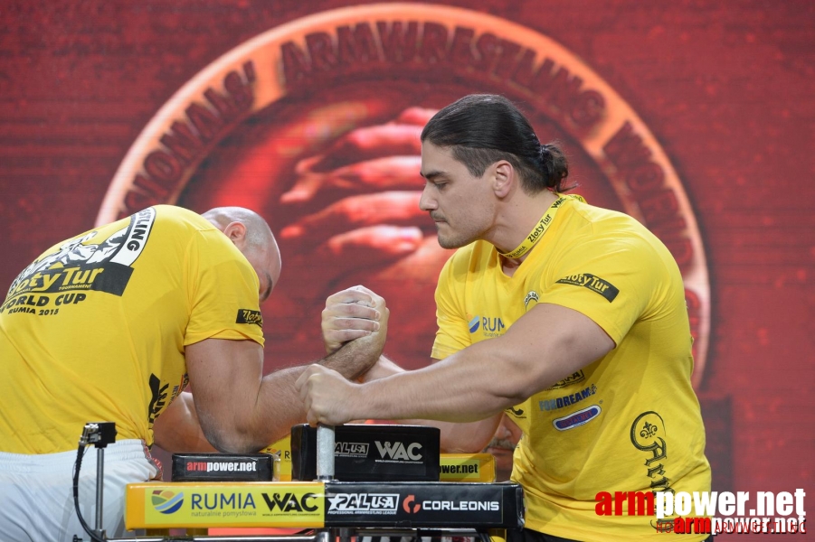 Zloty Tur 2015 by Mark Kazus - Right Hand # Siłowanie na ręce # Armwrestling # Armpower.net