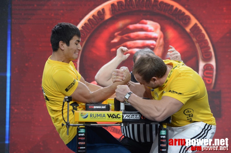 Zloty Tur 2015 by Mark Kazus - Right Hand # Armwrestling # Armpower.net