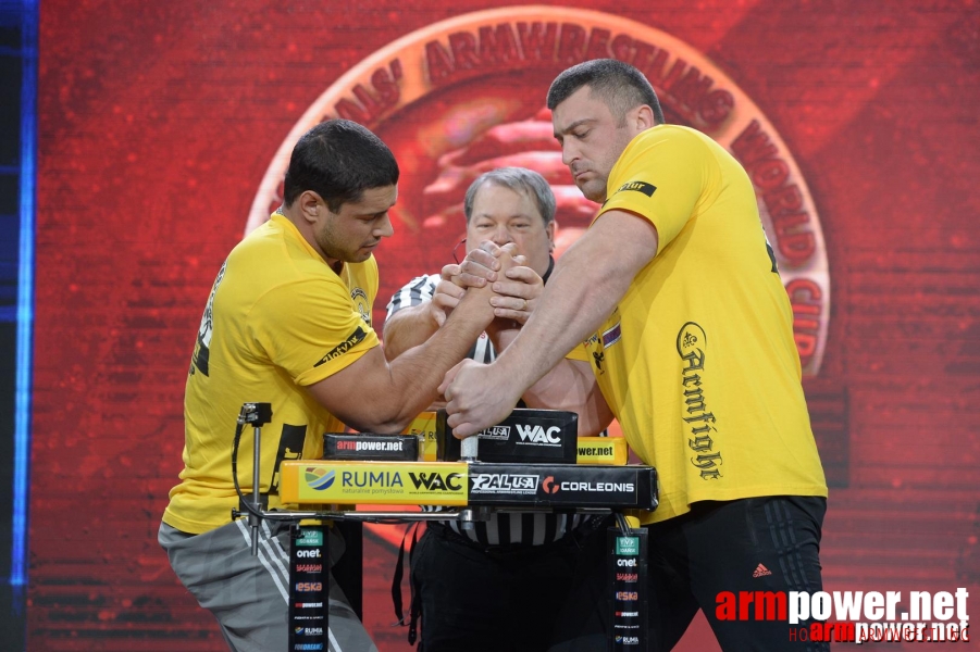 Zloty Tur 2015 by Mark Kazus - Right Hand # Siłowanie na ręce # Armwrestling # Armpower.net