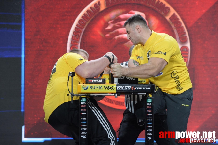 Zloty Tur 2015 by Mark Kazus - Right Hand # Siłowanie na ręce # Armwrestling # Armpower.net