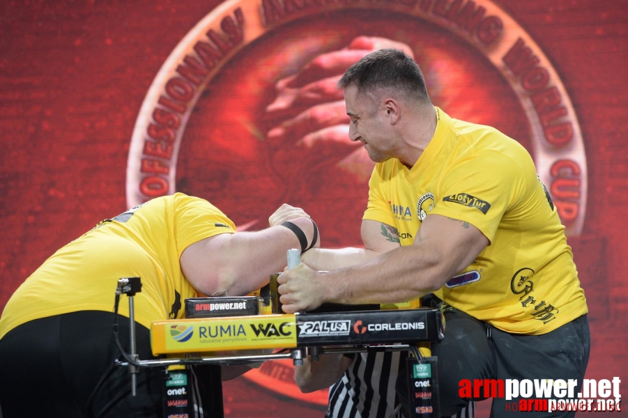 Zloty Tur 2015 by Mark Kazus - Right Hand # Siłowanie na ręce # Armwrestling # Armpower.net