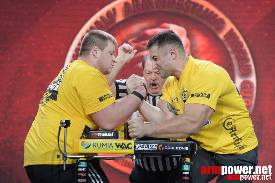 Zloty Tur 2015 by Mark Kazus - Right Hand # Siłowanie na ręce # Armwrestling # Armpower.net