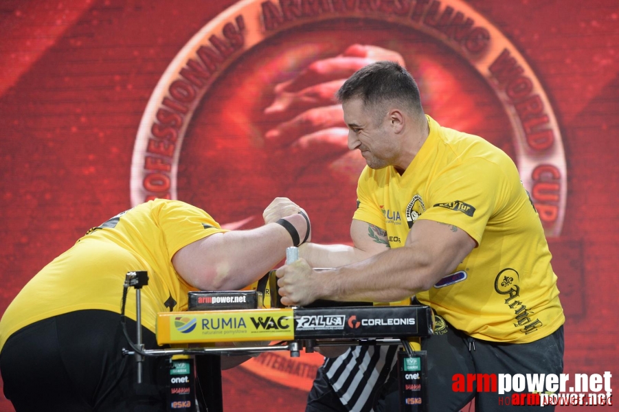 Zloty Tur 2015 by Mark Kazus - Right Hand # Siłowanie na ręce # Armwrestling # Armpower.net