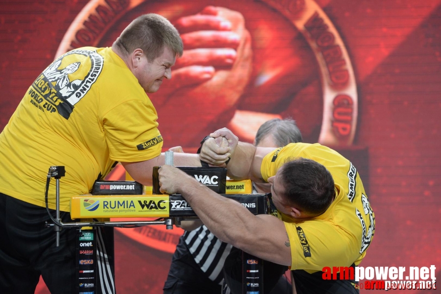 Zloty Tur 2015 by Mark Kazus - Right Hand # Siłowanie na ręce # Armwrestling # Armpower.net