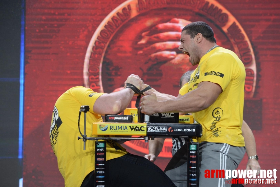 Zloty Tur 2015 by Mark Kazus - Right Hand # Siłowanie na ręce # Armwrestling # Armpower.net