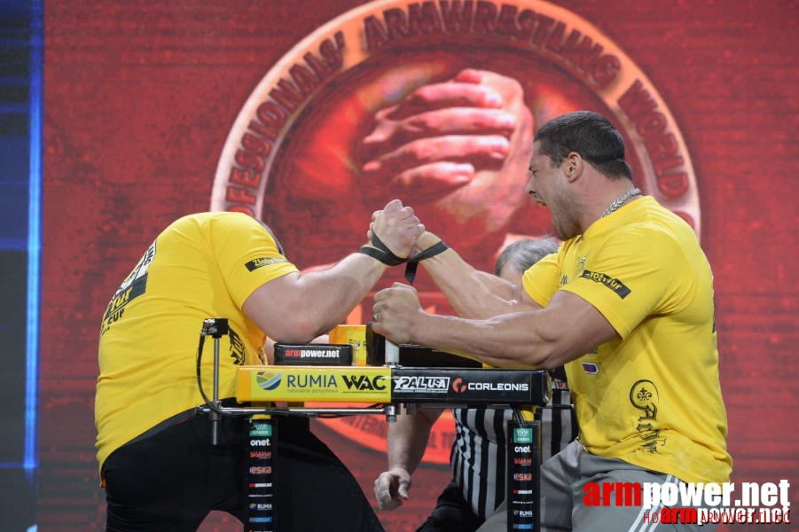 Zloty Tur 2015 by Mark Kazus - Right Hand # Siłowanie na ręce # Armwrestling # Armpower.net