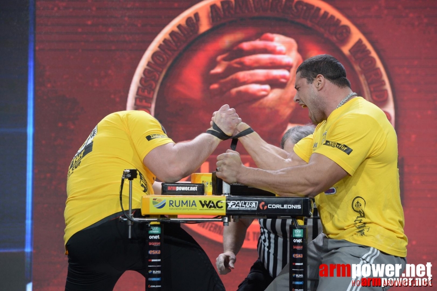 Zloty Tur 2015 by Mark Kazus - Right Hand # Siłowanie na ręce # Armwrestling # Armpower.net