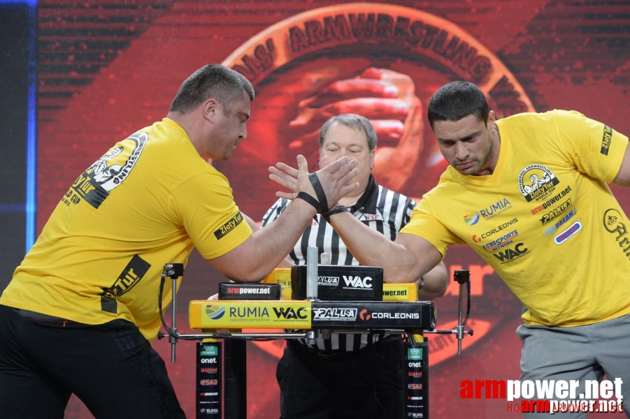 Zloty Tur 2015 by Mark Kazus - Right Hand # Siłowanie na ręce # Armwrestling # Armpower.net