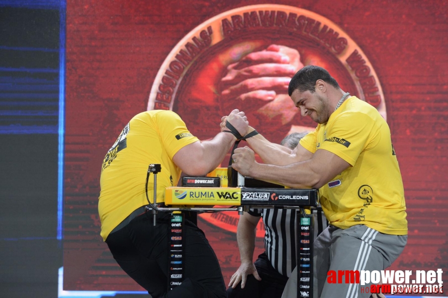 Zloty Tur 2015 by Mark Kazus - Right Hand # Siłowanie na ręce # Armwrestling # Armpower.net