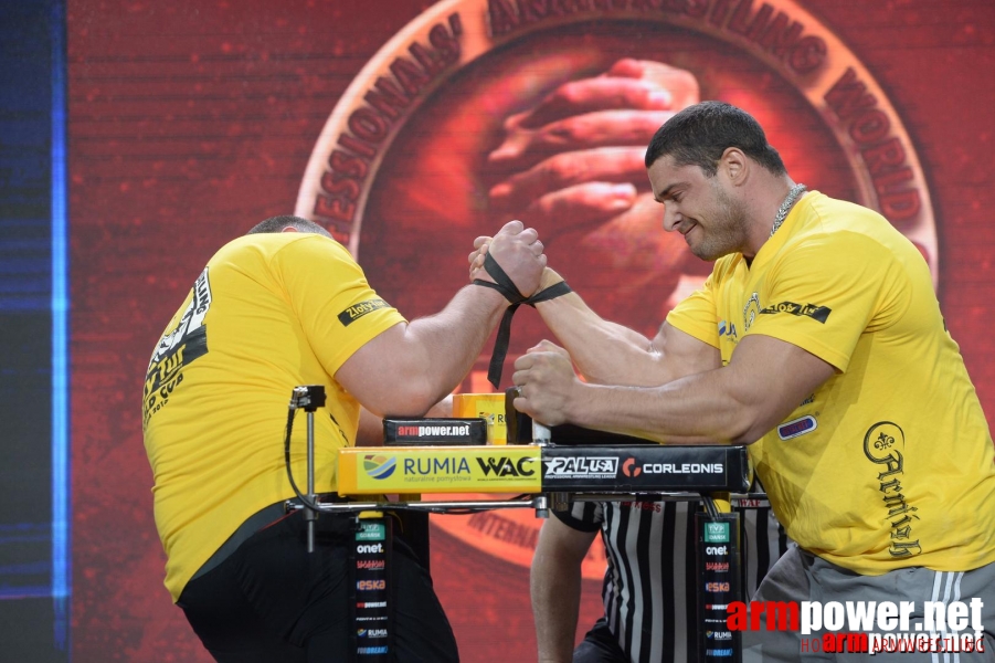 Zloty Tur 2015 by Mark Kazus - Right Hand # Siłowanie na ręce # Armwrestling # Armpower.net