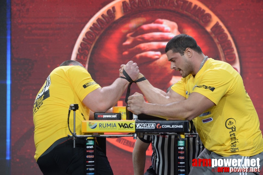 Zloty Tur 2015 by Mark Kazus - Right Hand # Siłowanie na ręce # Armwrestling # Armpower.net