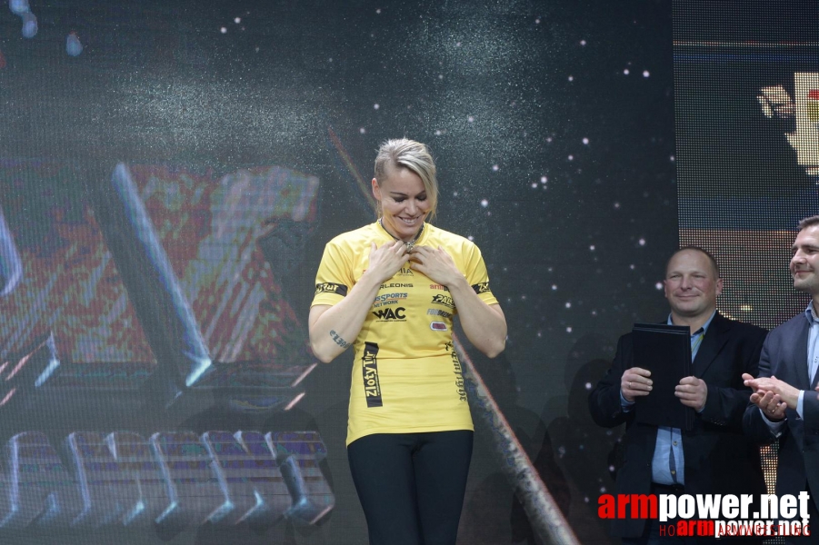 Zloty Tur 2015 by Mark Kazus - Right Hand # Armwrestling # Armpower.net